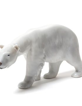 купить Белый полярный медведь