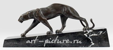 Скульптура "Рысиная Пантера" из темно патинированной бронзы на мраморном постаменте