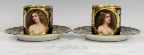 Royal Vienna, Фарфоровые чашки и блюдца Royal Vienna, подписаны Вагнером, около 1900 года, в отличном состоянии. Оценка $1.000-1.200.