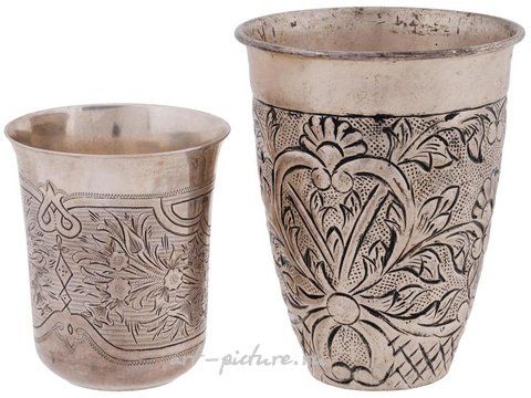 Русское серебро, Антикварные русские серебряные чашки с ручной гравировкой цветочного орнамента