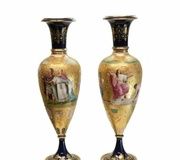 Фарфоровые вазы "Весталки" из Королевского Вены