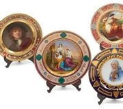 Фарфоровые тарелки Royal Vienna XIX века