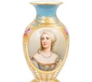 Фарфоровая ваза "Королевская Вена" с портретом "Una Gitana"