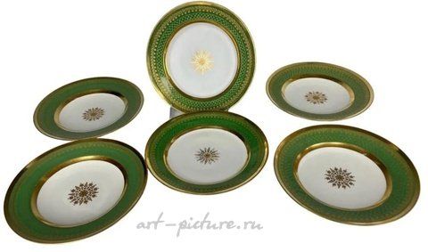 Royal Vienna, Фарфоровые тарелки Роял Вена, 6 штук, 1824 год, оценка $2,500-$3,000.
