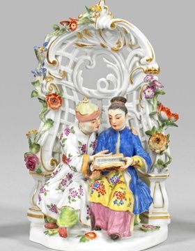 купить Китайская пара в беседке: фарфоровая группа с романтической сценой чтения книги
