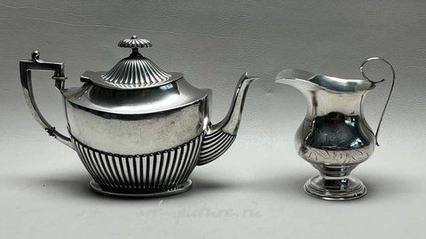 Русское серебро, Императорская русская серебряная чайник и сахарница