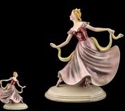 Фигура танцующей девушки от Royal Belvedere Vienna