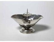 Серебряная вазочка в стиле арт нуво. Дания, г. Копенгаген, Georg Jensen, 1933-1944 гг.