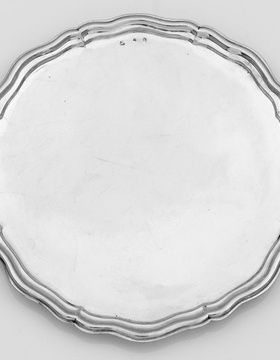 купить Барочный поднос из серебра, мастер Йоханн Николаус Воллеберг, Нюрнберг, 1789-1793 гг.
