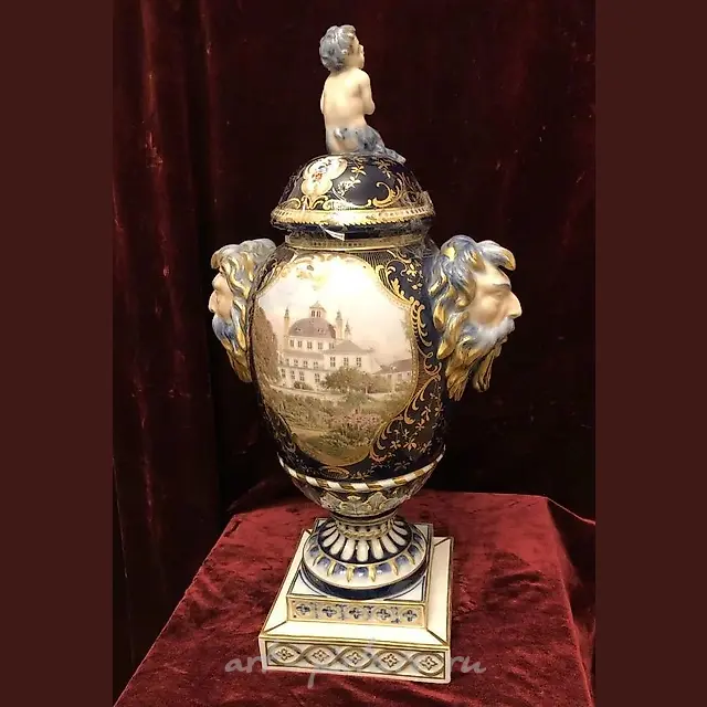 Royal Copenhagen ваза 19 век