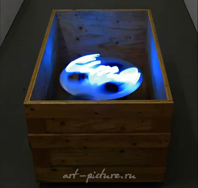 光之时刻。装置艺术片段，2007年