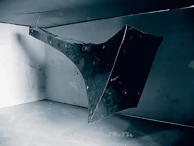 Minute of Silence, 2008, Installation, 350x120x120
