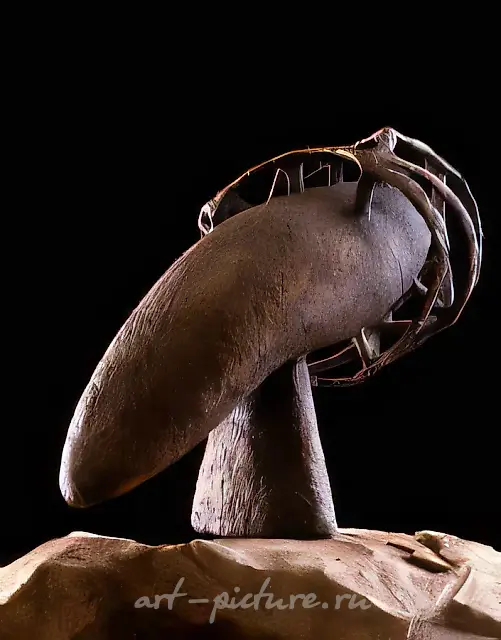 Self-portrait, 1992, bronze, 45x70x40. Author`s property
