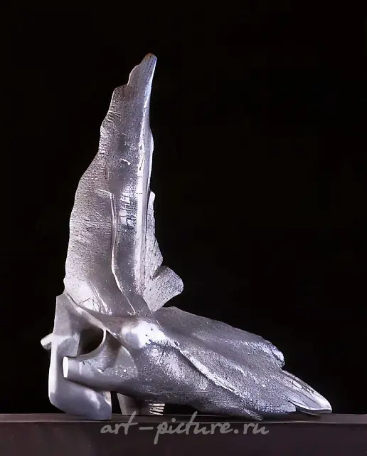 Wounded Bird, 1991, aluminium, 70x60x35. Author`s property