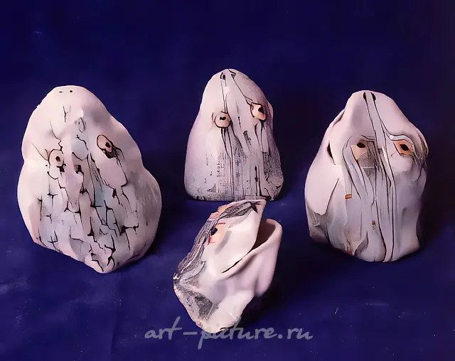 Лягушки (4 шт.), 1993, фарфор, 10х9х9…12х13х12. Собственность автора