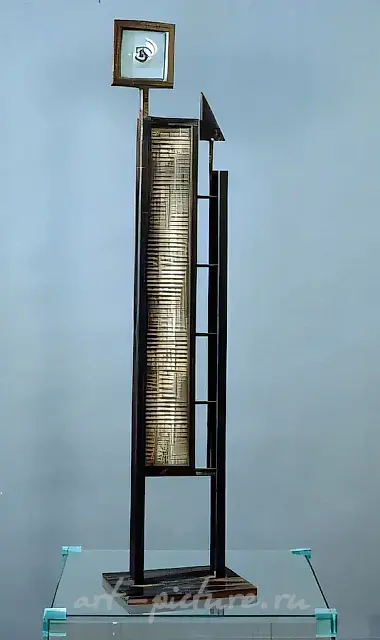 哨兵，1992年，金属、磨砂杆、玻璃质，80×20