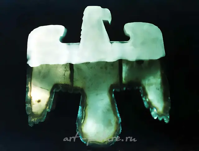 雪地生活（与E. 叶拉吉娜合作）。装置作品片段，1994年，金属，电制冷设备，210×130×50厘米 作者自藏