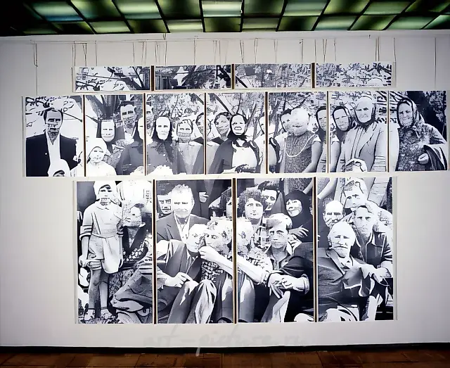 Wake, 1991, B/W photo, collage, 236x430 cm; 236x380 cm. Author`s property