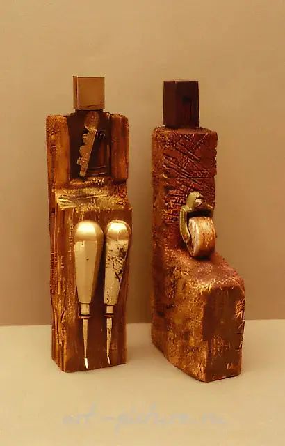 №10, №12. From the Series "Incubusy", 1995, Wood, metal, porcelain, paint, 28x5,5x12 cm; 28x8,5x8 cm Author’s property