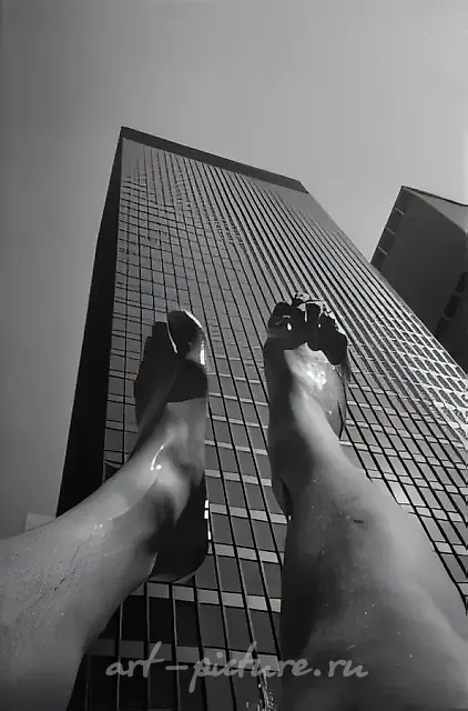 Finally, SEAGRAM!, 1991, B/W slide, 36x24 cm. Author`s property