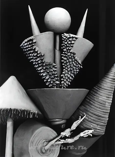 Без названия, 1995, Ч/Б фотография, 60х30 см Собственность автора