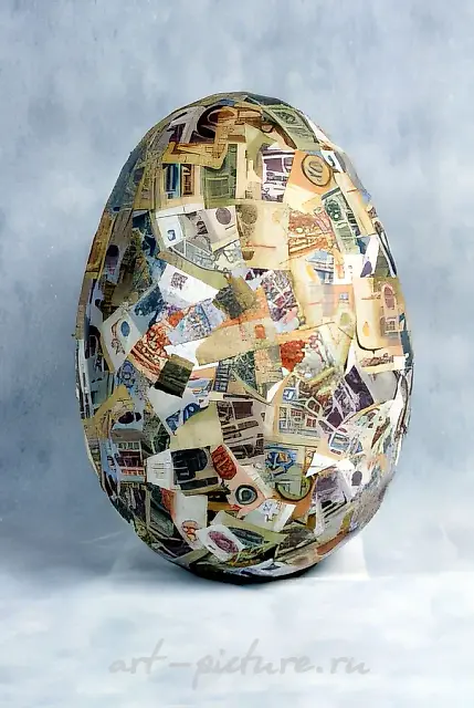 Egg «Expensive», 1995, papier-mâché, money, 50x30 cm. Author`s property