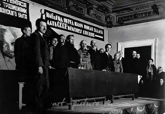 ВХУТЕМАС (5-й слева В.А.Фаворский-ректор ВХУТЕМАСа), 1923, ,