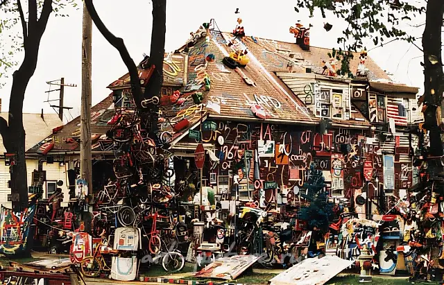 Everyone Rushed to the Fire, 1996, colour photo, 20.5x30