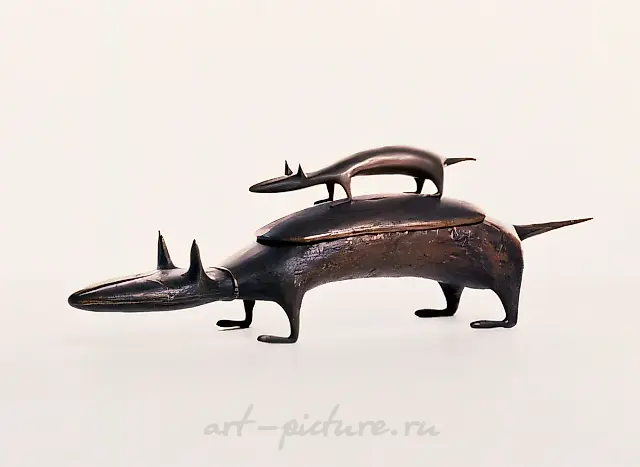 Hiding-place "Horse-woman", 1992, bronze, casting, 11x8x35 Crosna-Art