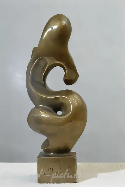 Fantasy, 1996, bronze	, height 25 sm