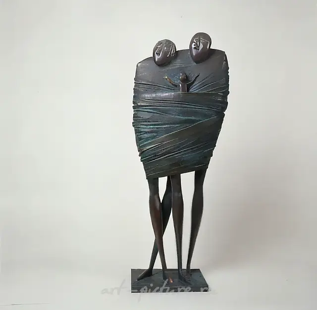 Family, 1994, bronze, 63x32x10