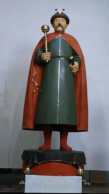 Bogdan Khmelnitskii., 1993, wood, h 170 The Ministry of Culture of Russia