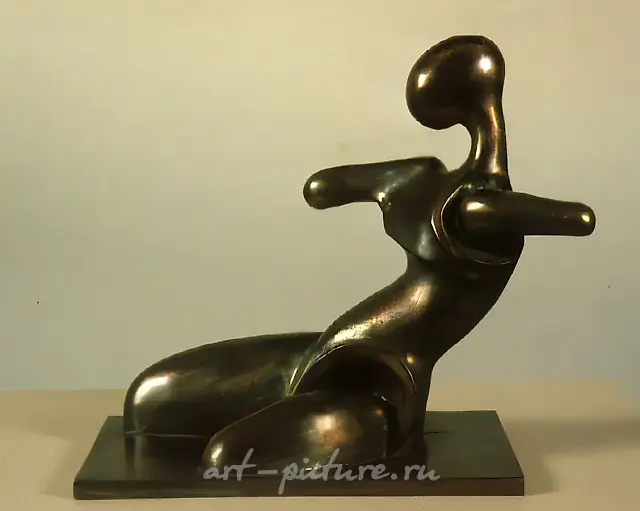 Resistance, 1987, bronze, 27x30x15. Private collection