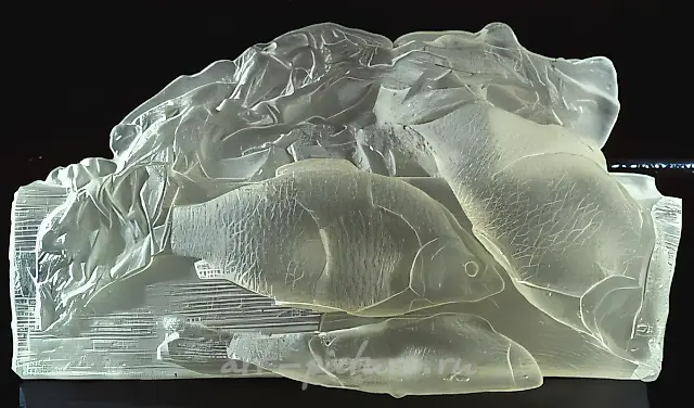 Dutch Still Life, 1990, slumping, crystal, 48x35. Property of the All-Russia Museum of Decorative Art