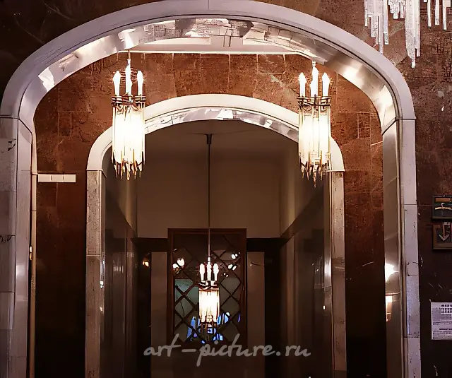 Lantern of the introductory hall, 1995, crystal, metal,   The State Tretyakov Gallery, Moscow