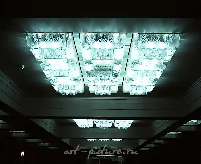 Luminous Ceiling of the Lobby, 1995, colourless crystal, 100 sq.m. State Tretyakov Gallery