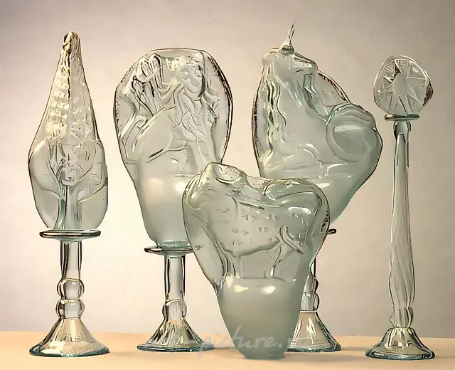 奇妙的花园（5件套），1989年，玻璃，模具吹制，高60厘米，作者自藏
