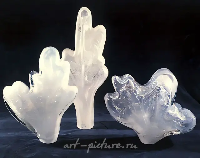 冬天。特维尔林荫大道，1989年，玻璃，金属模具吹制，50x38x29。作者所有。