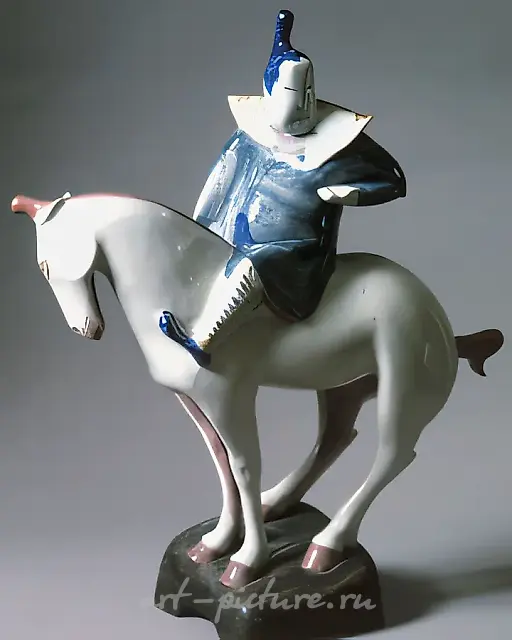 Pou-Ming, 1981, porcelain, 65x35x55 Property of Komsomolsk-na-Amure museum of Fine Art