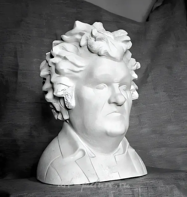 Dandelion, 1990, marble, H=60 cm