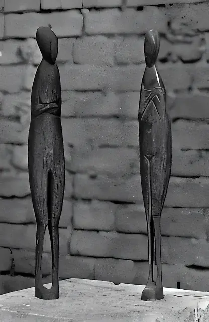 Женские фигурки, 1987, дерево,   Собственность Государственной Третьяковской галереи