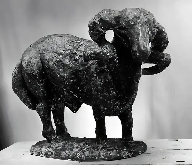Ram, 1985, bronze, 80x95x50. Author`s property