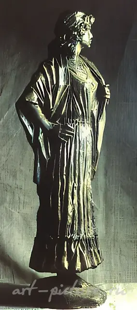 Gypsy Woman, 1993, bronze, 100x25x30. Author`s property