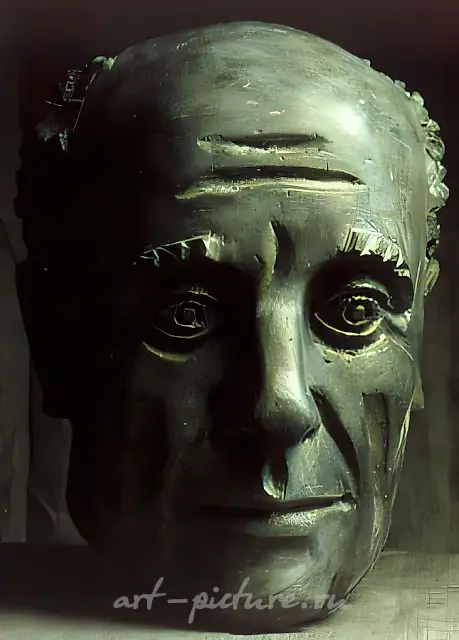 Portrait of P. Picasso, 1989, bronze, 40x30x30. Author`s property