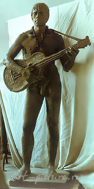 Vladimir Vysotsky, 1982, bronze, 200x70x60 Author`s property