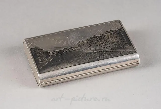 NIELLO CASE WITH CITY VIEW