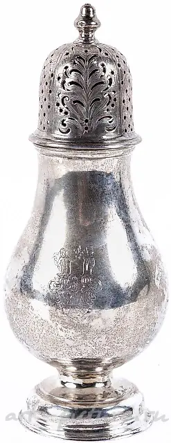 Серебряная  солонка