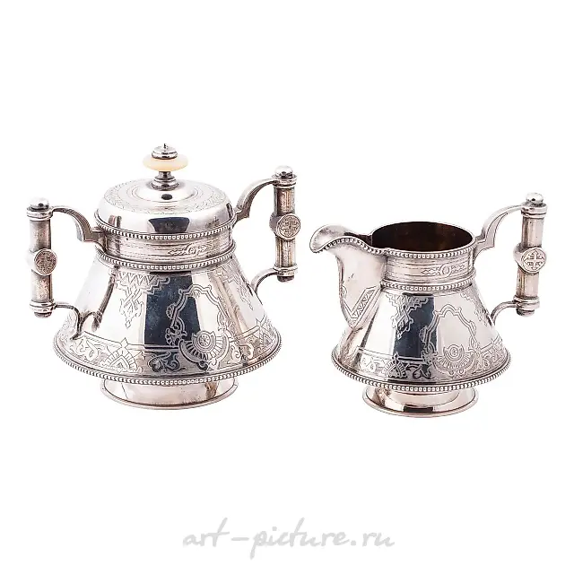Русская серебряная позолоченная сахарница и молочник