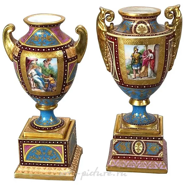Антикварные австрийские вазы с ручной росписью и эмалевым декором