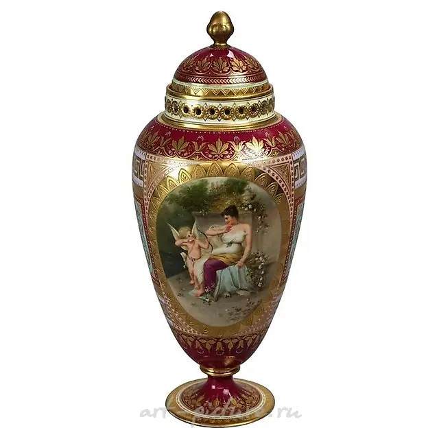 Старинная австрийская фарфоровая урна Royal Vienna, около 1890 года